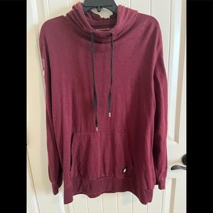Men’s American Eagle hoodie.